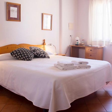 Grupoandria El Claustre De Ciutadella - Hospederia Hostel Ngoại thất bức ảnh